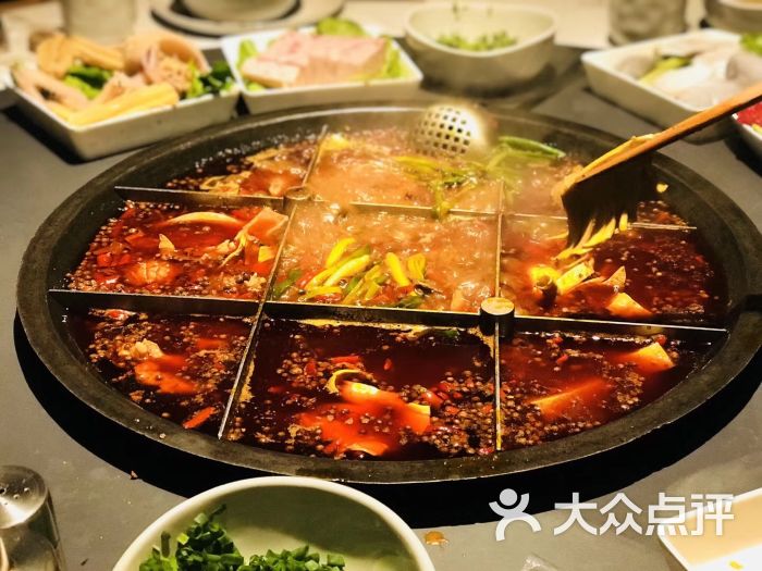 椒房重庆本味火锅(二厂文创公园店)图片 - 第3张