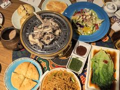 -蒙亨·手把肉·蒙古包文化主题餐厅(天恒广场店)