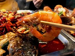 石锅小海鲜-鸣记脆皮烤鱼·海鲜烤鱼(三八广场店)