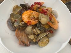 -品海楼·大连海胆锅贴馆(东港店)