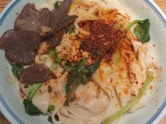 牛肉油泼面-中原一大碗(湖滨店)
