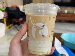 冰吸生椰拿铁-瑞幸咖啡(创兆广场店)