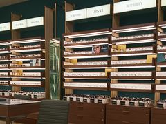 -LensCrafters亮视点(东方新天地店)