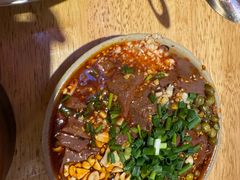 -谢老五跷脚牛肉·非遗传承店