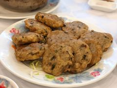 煎鲮鱼藕饼-凤城酒家(渣华道)