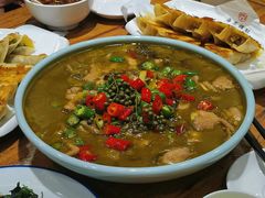 酸菜滑肉-海富荣·锅贴·陕菜家常菜(阳光城店)