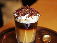 火山黑咖啡-大酉·M Coffee(北京美术馆店)