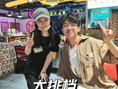 -马路牙子烧烤音乐酒馆(望京店)