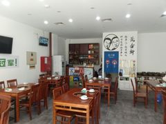 大堂-岳合轩老北京涮肉