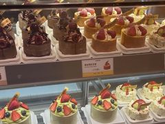 -罗森尼娜(德思勤店)