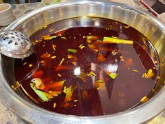 -肖肖酸萝卜鱼火锅(总店)