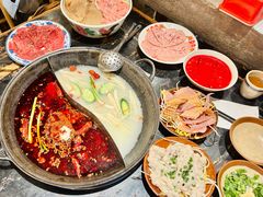 -周小明火锅(黑金冠社区店)