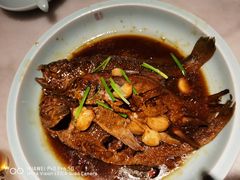 胡同两样鱼-小吊梨汤·北京菜·烤鸭(鸟巢店)