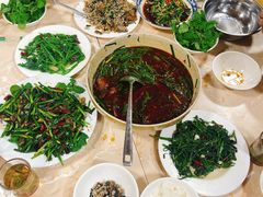 -铭记嘎洒生态鳝鱼(迎春街店)