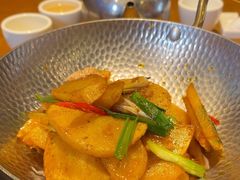 -隔壁老王·家常云南菜(花巷店)