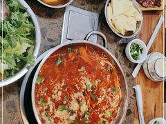 -黄利砖万峰林布依特色酸笋牛肉馆