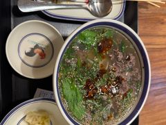 -云阿蛮云南生烫牛肉米线(奉贤路店)