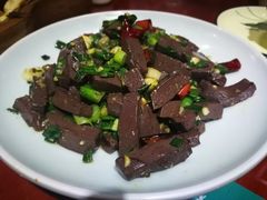 -窄巷子陕菜馆·地道陕西菜(粉巷店)