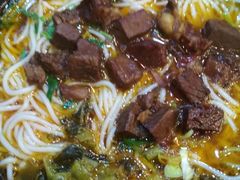 -花溪巷牛肉粉(泉城路店)