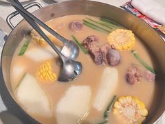 -肥仔文澳门猪骨煲(南京西路店)