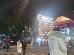 -百联临沂购物中心(临沂路店)