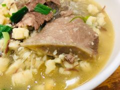 羊肉泡馍-刘信牛羊肉小炒泡馍(回民街店)