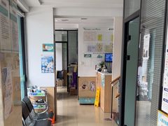 -瑞派天使宠物医院·神经外科·骨科·核磁(洛川中路店)