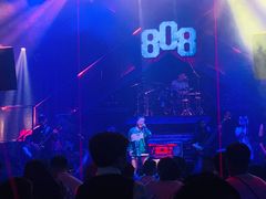-808 LiveHouse