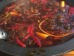 -黄潇洒老火锅(九眼桥宏济巷店)