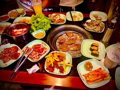 -九寸花汀海鲜烤肉自助(中东迪克店)