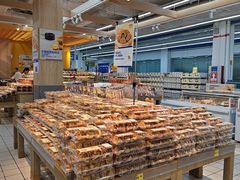 -沃尔玛(前山店)