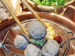 -牛村来人潮汕牛肉火锅(西单店)