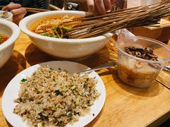 绍子炒饭-嘉州叶婆婆钵钵鸡(建设路店)