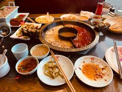 -重庆德庄火锅(体育中心店)