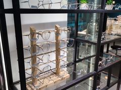 -Trend1881视光·蔡司视觉(领展广场店)