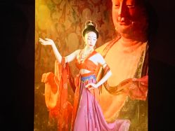 -盘子女人坊古装写真摄影(厦门总店)