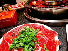 香菜嫩牛肉-一斗火锅·招财羊毛肚(泰吉滨江店)