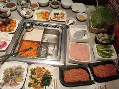-海底捞火锅(珠影星光城夜宵主题店)