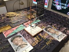 -肆兮眼镜·蔡司·徕卡战略合作店(大坪店)