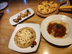 -菲滋意式餐厅(银泰百货金华江南店)