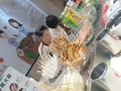 -百品聚旋转火锅(万德庄店)