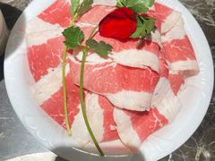-三人行·骨头王鲜鸡自助火锅(徐汇店)