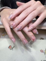 -晨·艺美甲美睫