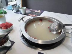 -马家斑.鲜鱼火锅(松湖万科店)