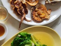 -覃记海鲜美食餐厅