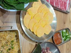 -青瓦餐厅·生鱼片·韩园烤肉(西塔店)