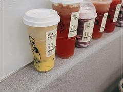 -喜茶(迪士尼小镇·平行宇宙店)