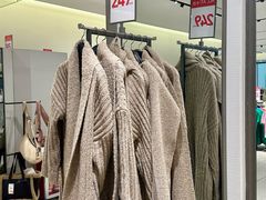 -ZARA(凯德乐峰广场店)