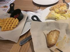 -必胜客(国贸店)