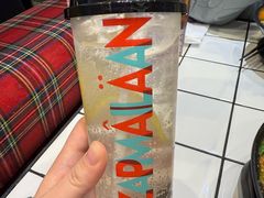 -肥汁米蘭香港米线(长宁来福士店)